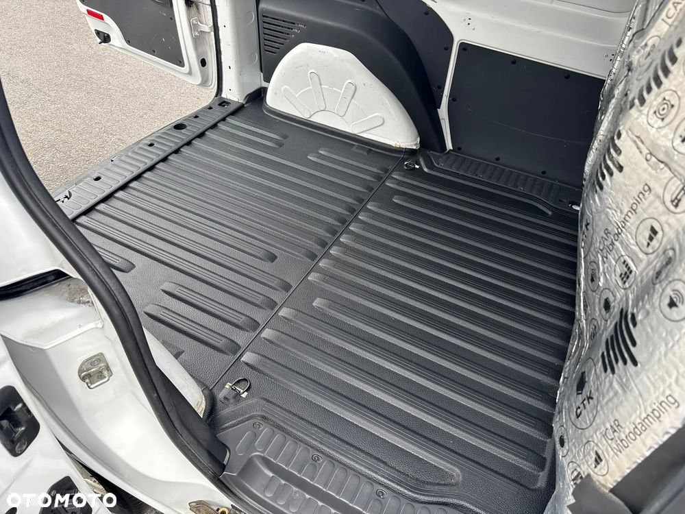 Mercedes-Benz Citan - 17
