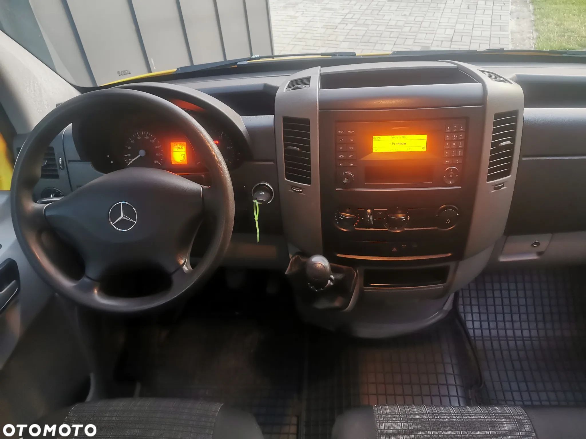 Mercedes-Benz SPRINTER - 8