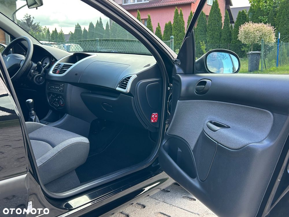 Peugeot 206 plus 60 Generation - 23