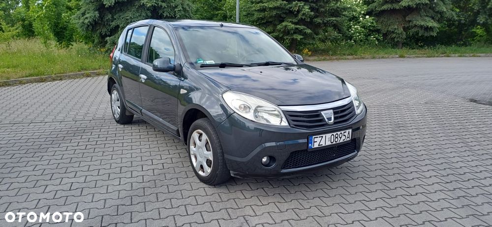 Dacia Sandero - 2