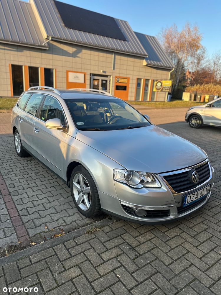 Volkswagen Passat 2.0 TDI DPF BlueMotion Technology Comfortline - 1