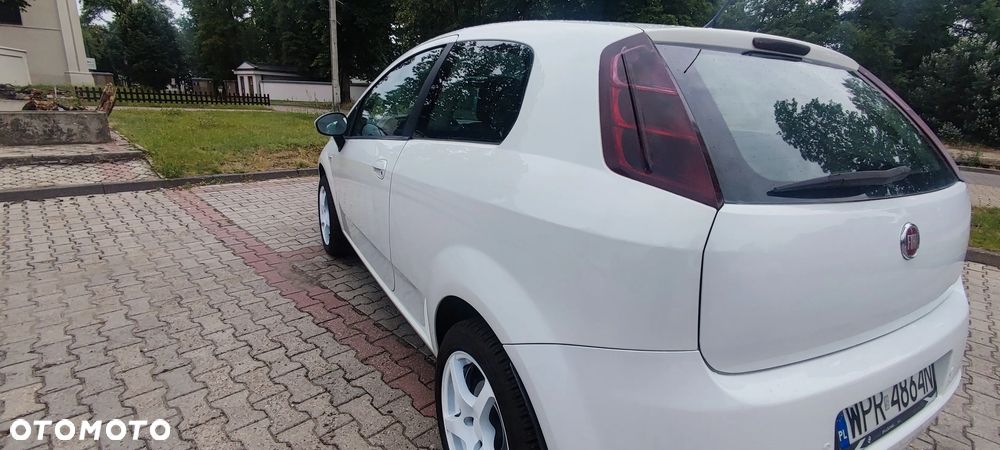 Fiat Grande Punto 1.4 8V - 4