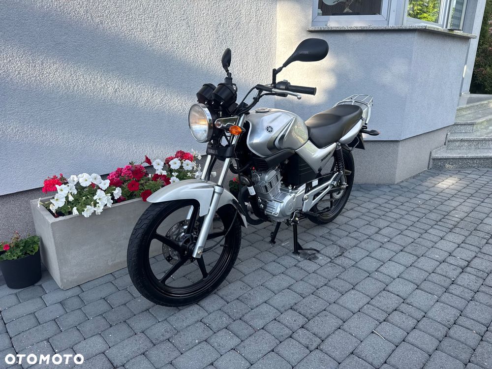 Yamaha YBR - 10