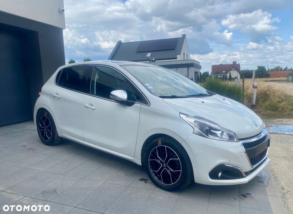 Peugeot 208 PureTech 110 Stop & Start EAT6 Allure - 1