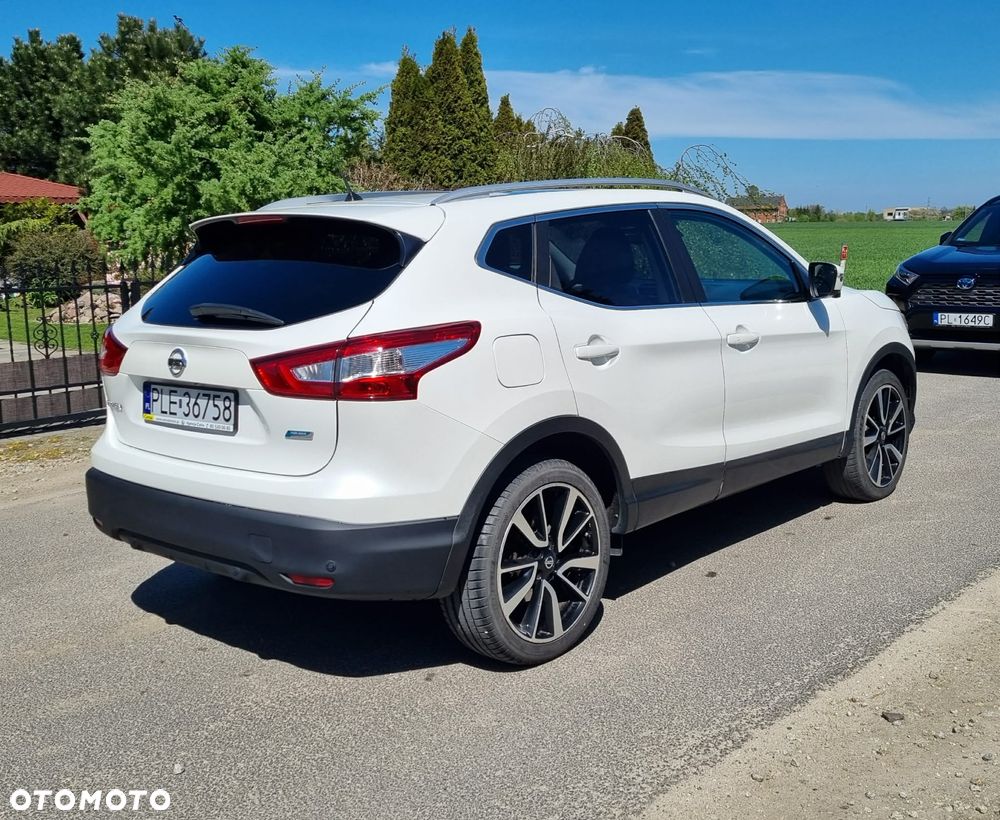 Nissan Qashqai 1.5 dCi Tekna - 8
