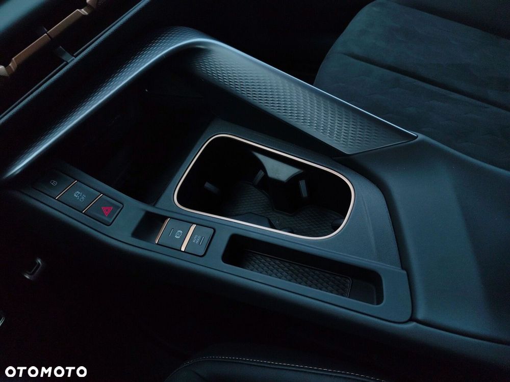 Cupra Terramar 1.5 eTSI mHEV DSG - 24