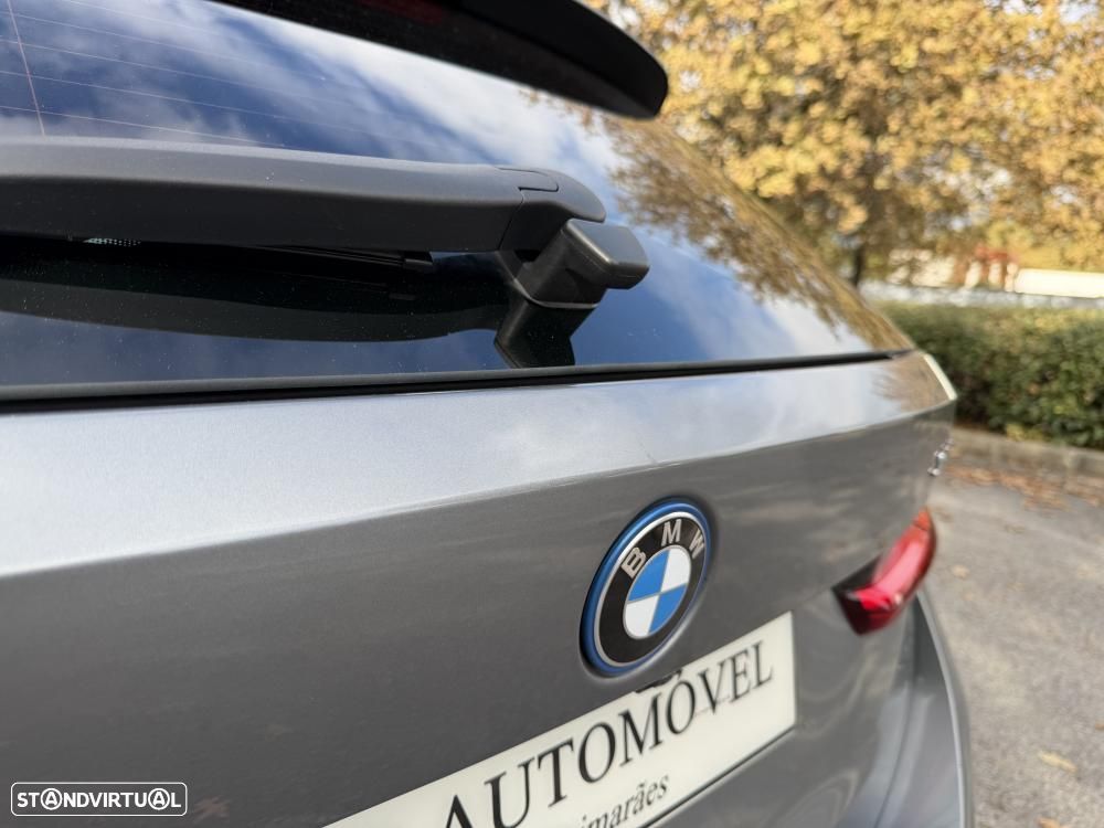 BMW 320 e Touring Aut. Luxury Line - 16