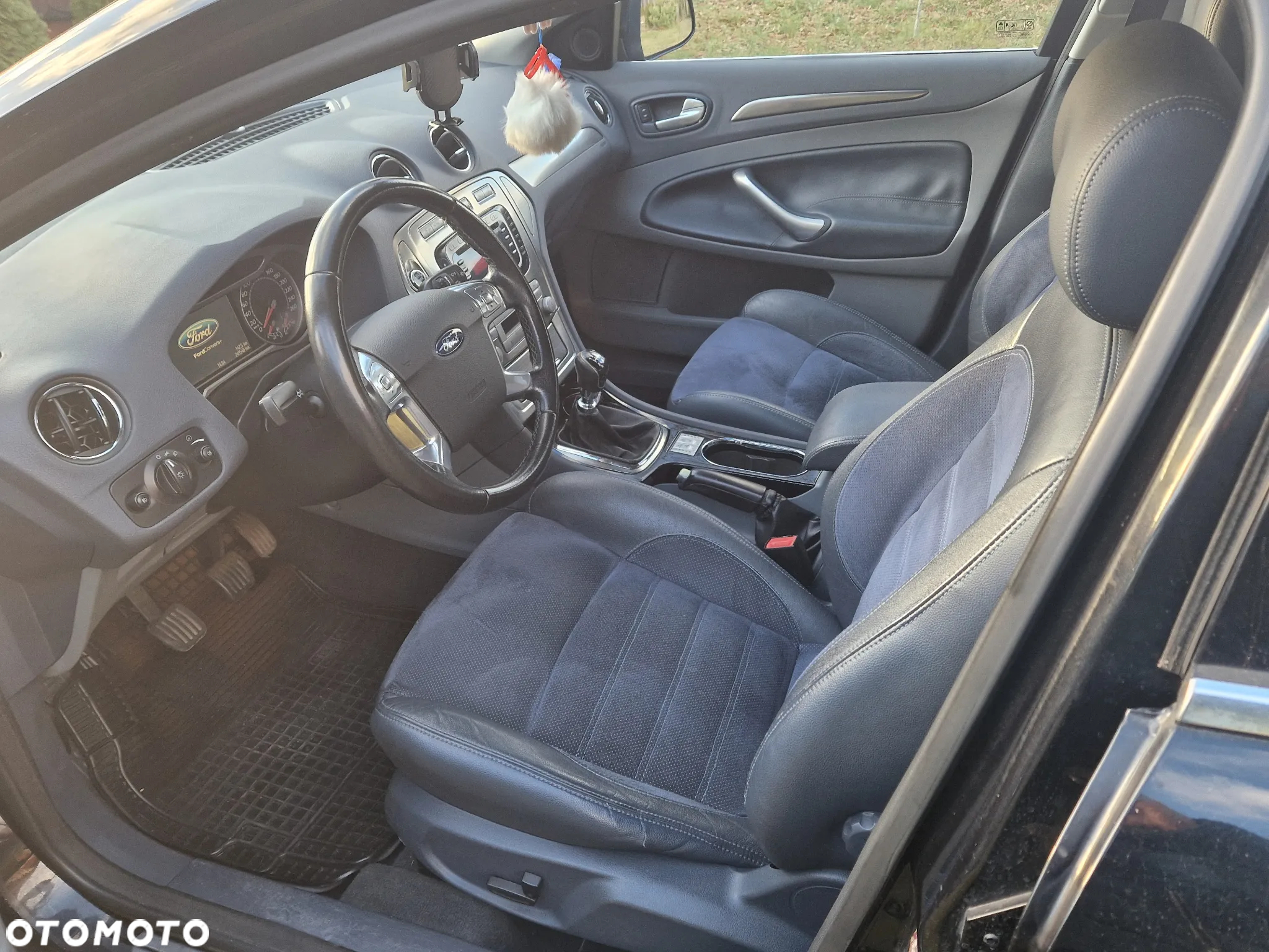Ford Mondeo 2.5 Titanium - 19