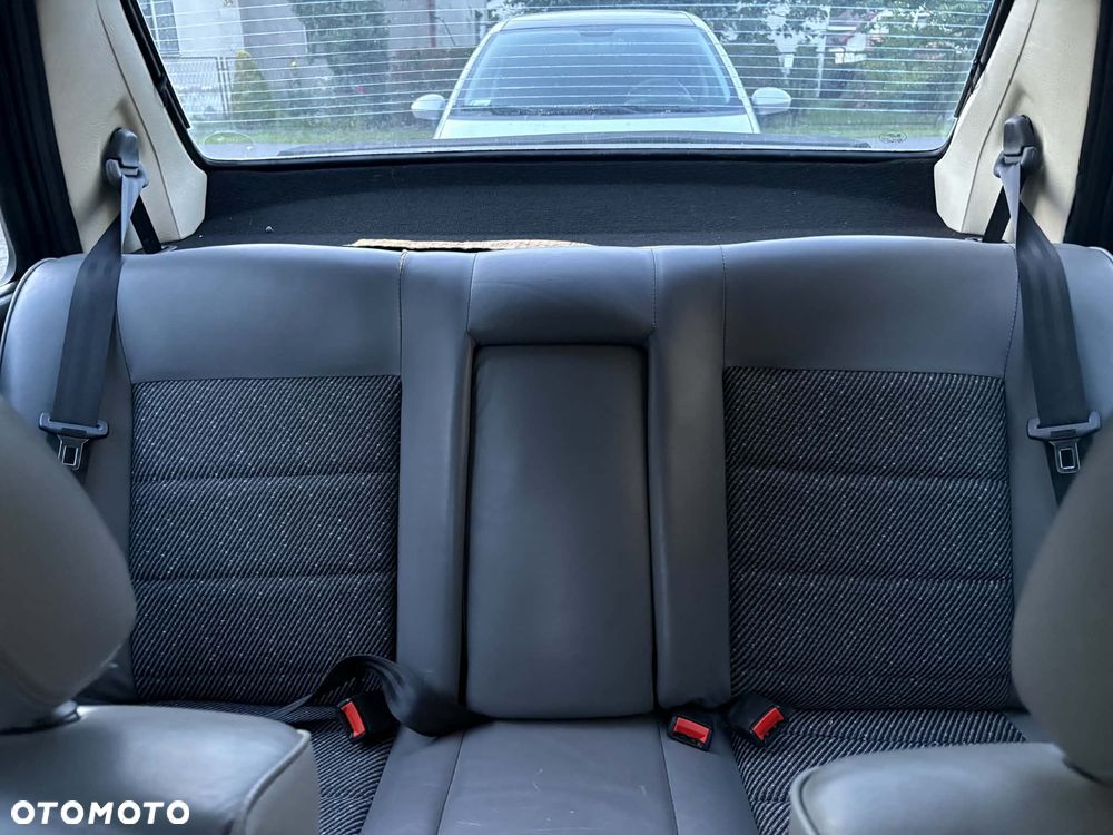 Volkswagen Jetta - 9