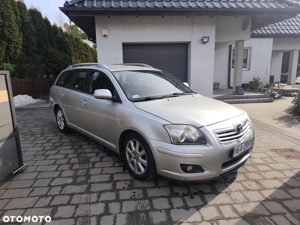 Toyota Avensis 2.0 D-4D Travel - 8