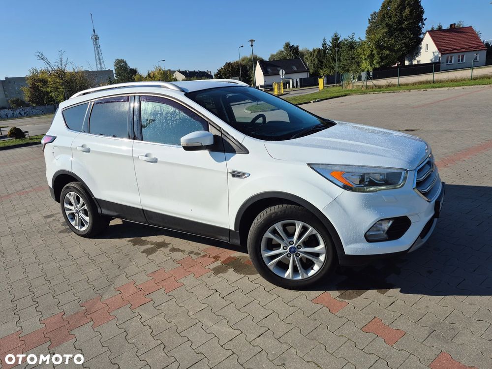 Ford Kuga 2.0 TDCi AWD Titanium - 3
