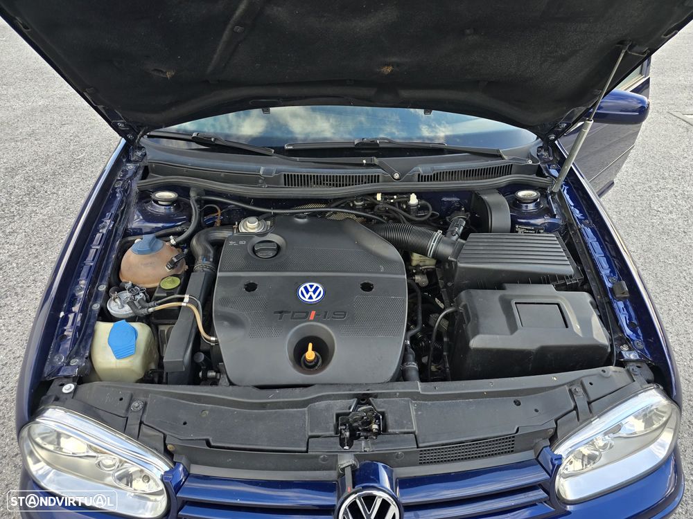 VW Golf 1.9 TDi Highline - 9