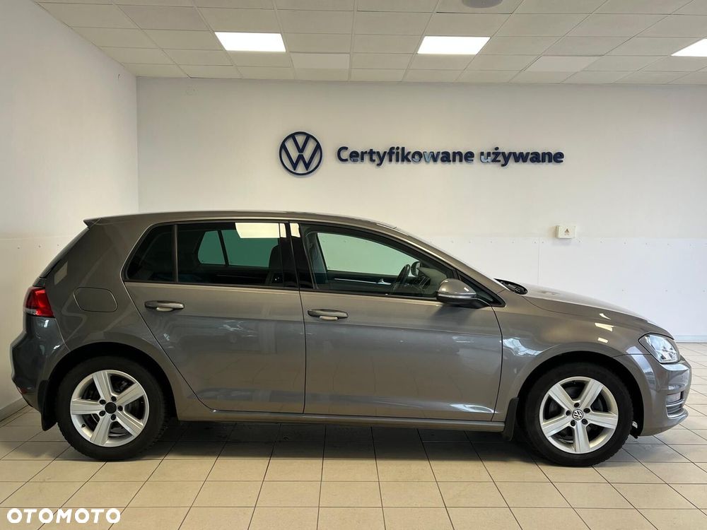 Volkswagen Golf 1.6 TDI Highline - 5