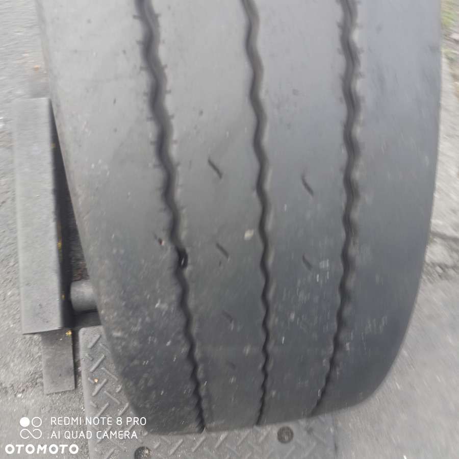 Komplet opon - 2 x 235/75 R17.5 Apollo - 3