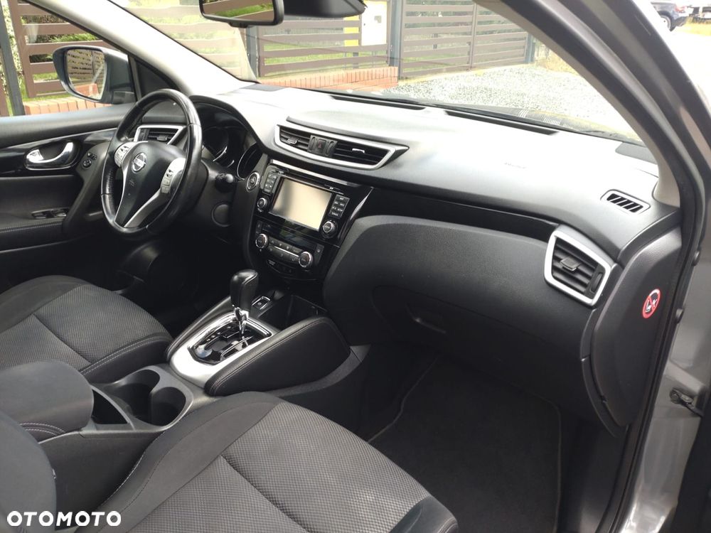 Nissan Qashqai 1.6 dCi Xtronic TEKNA - 15