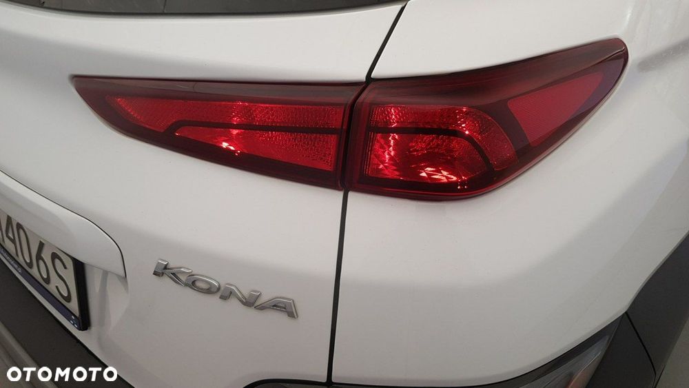 Hyundai Kona - 12