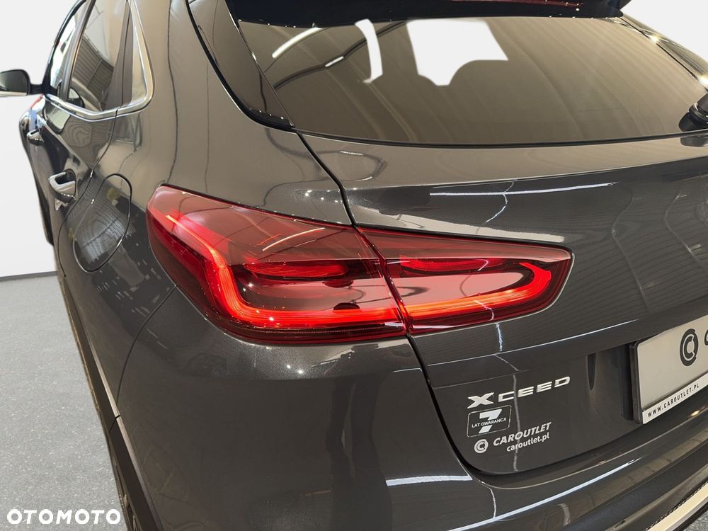 Kia XCeed - 12