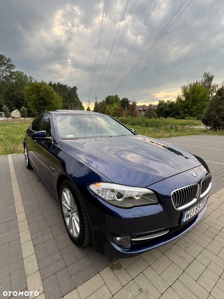 BMW Seria 5 535i xDrive - 9