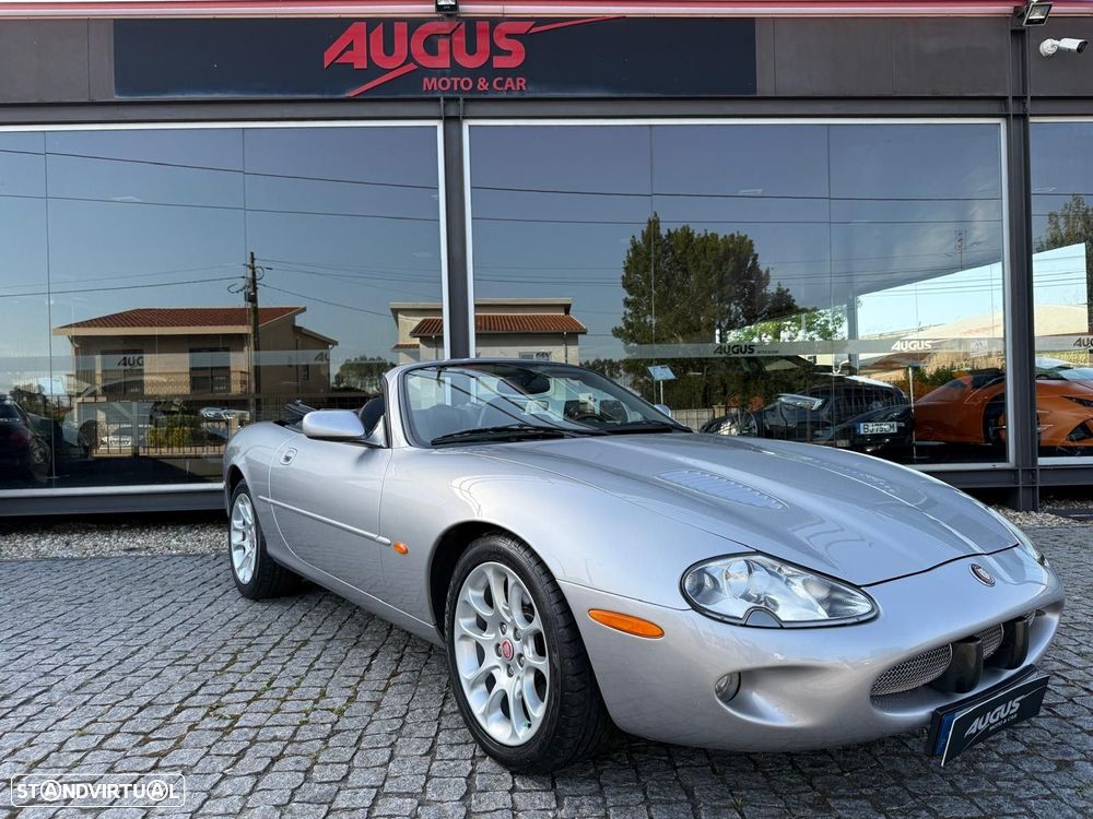Jaguar XK XKR 4.0 Convertible - 10