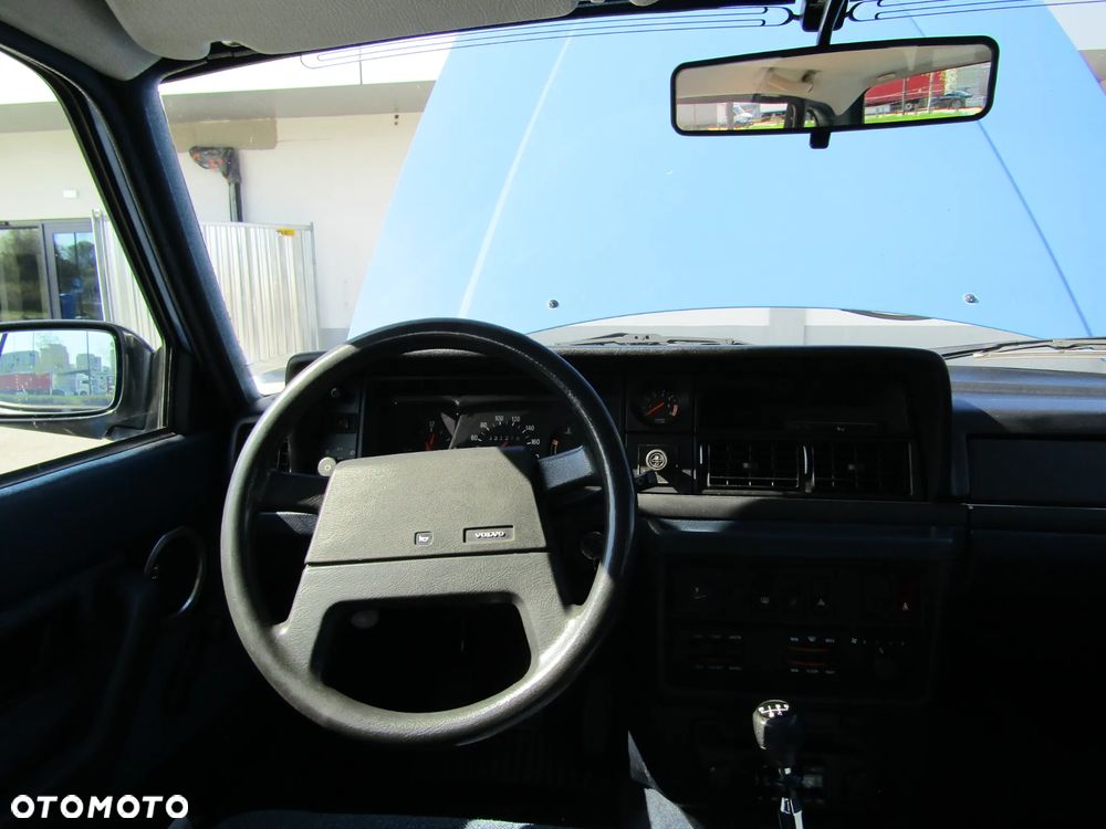 Volvo Seria 200 - 16
