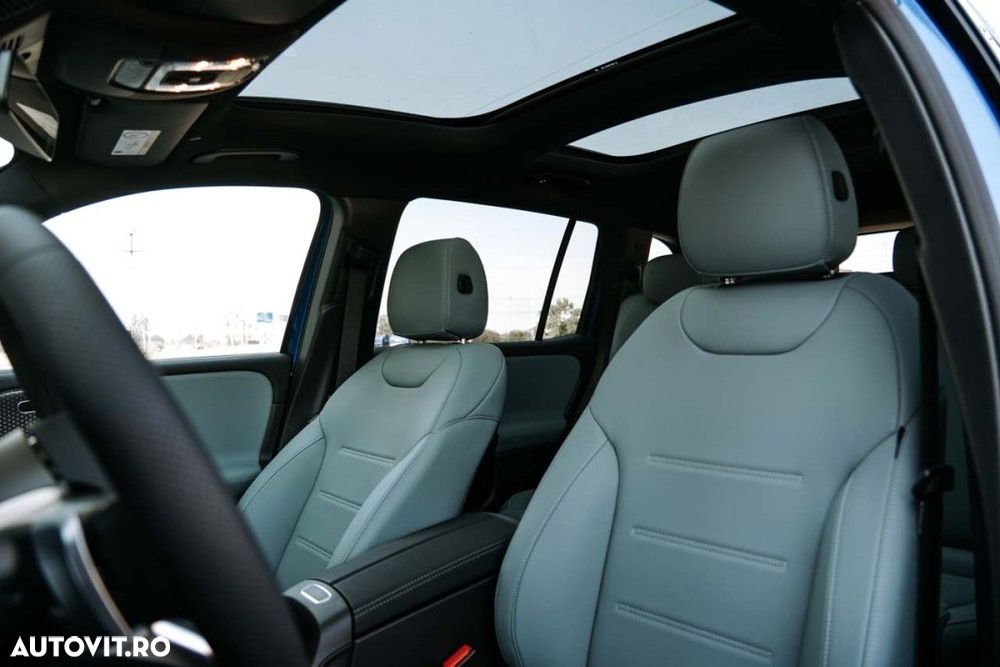 Mercedes-Benz EQB 300 4MATIC - 35