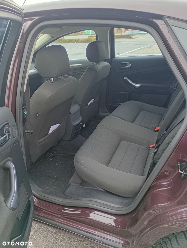 Ford Mondeo 2.0 TDCi Titanium - 5