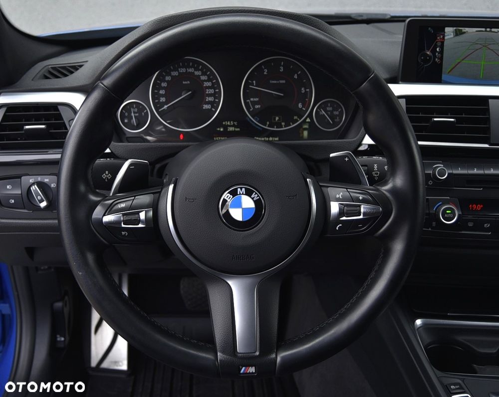 BMW Seria 3 320d xDrive Sport-Aut Sport Line - 40