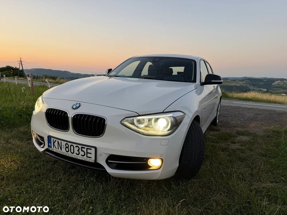 BMW Seria 1 120d Sport Line - 2