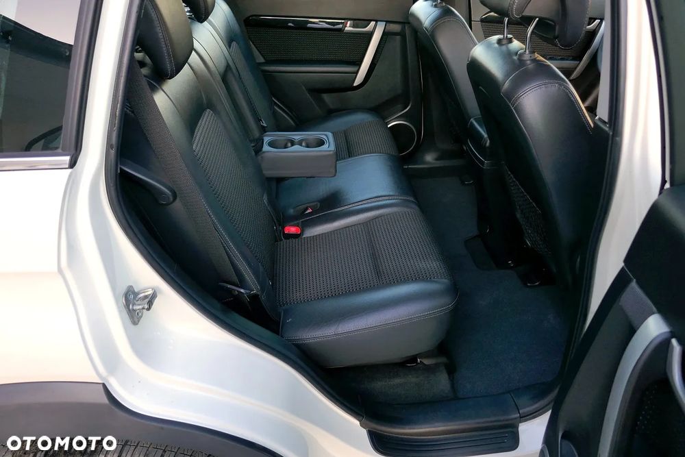 Chevrolet Captiva - 11
