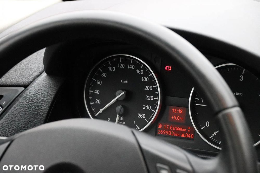 BMW X1 xDrive20d - 33