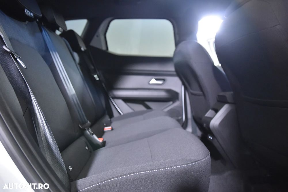 Dacia Duster TCe 130 Journey - 12