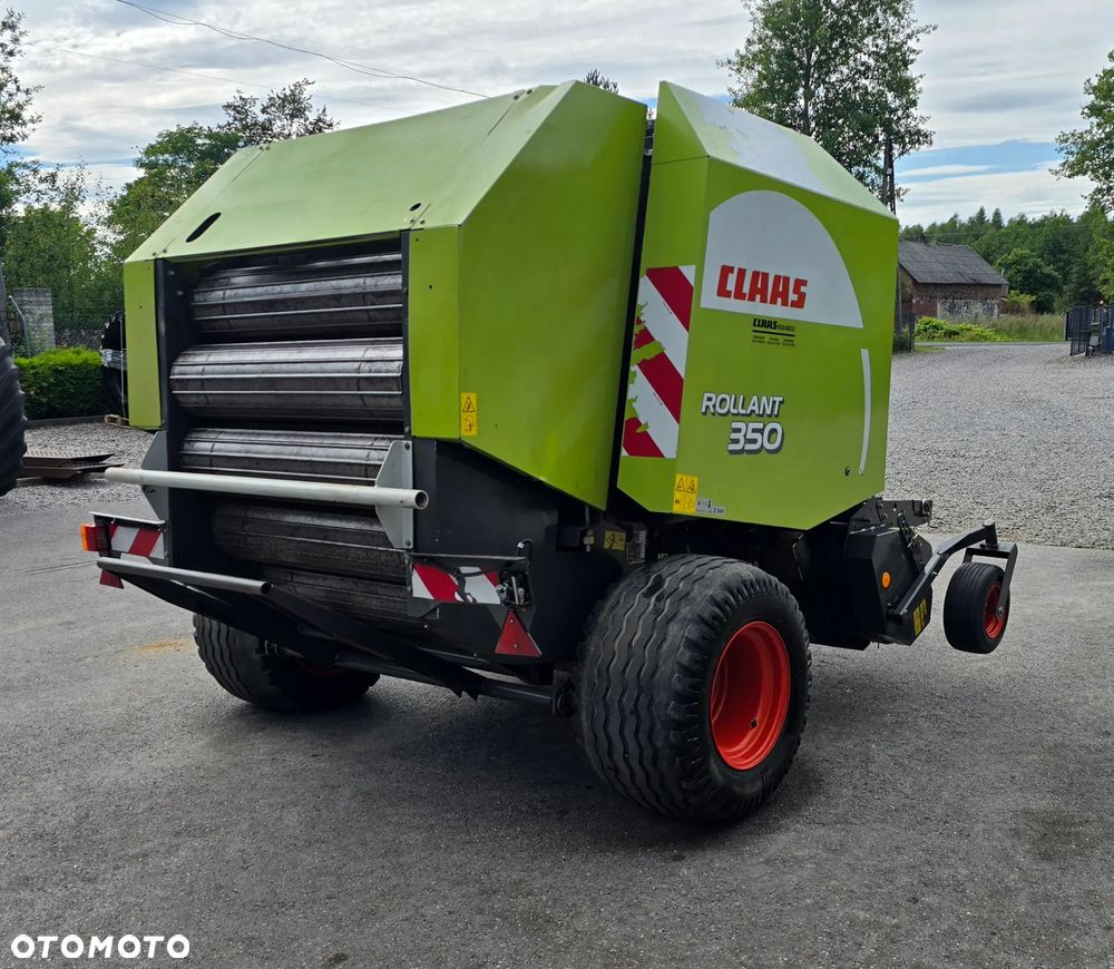 Claas Rollant 350 - 4
