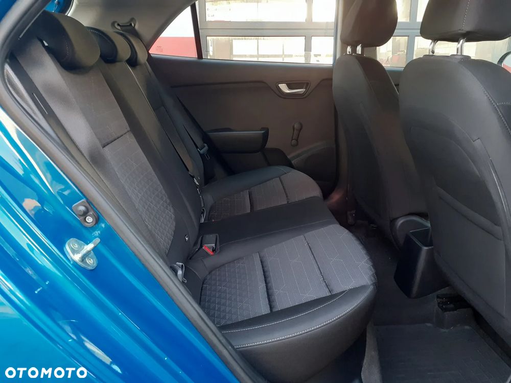 Kia Rio - 16