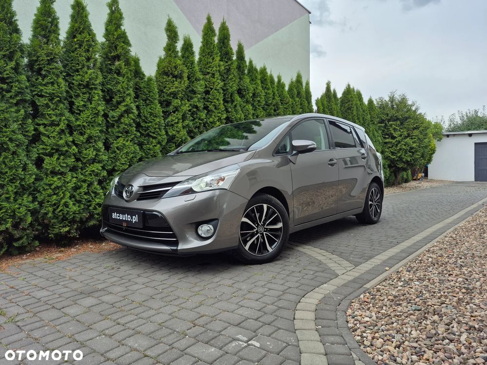 Toyota Verso 1.8 Prestige EU5 MS - 10