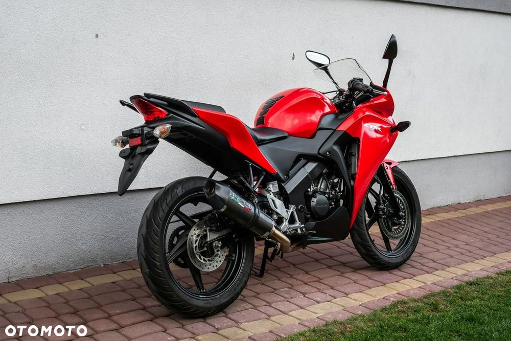 Honda CBR - 3