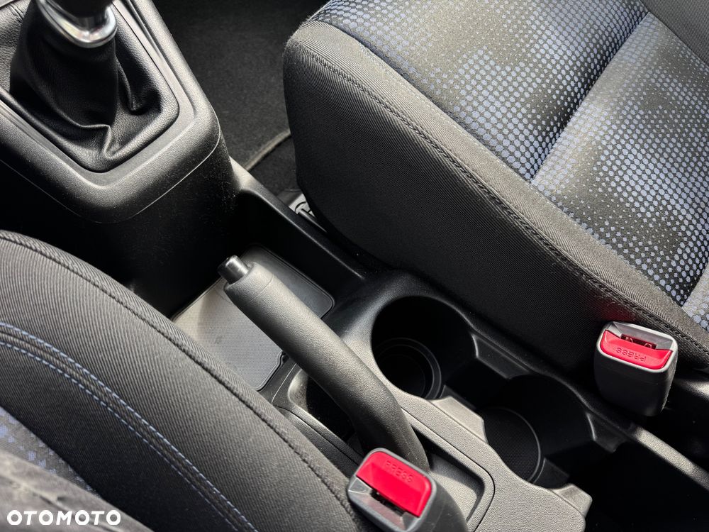 Hyundai ix20 1.4 blue Comfort - 15