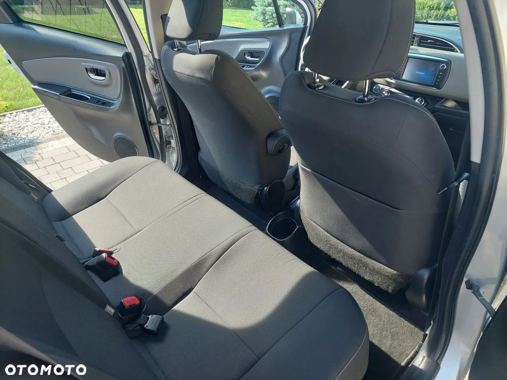 Toyota Yaris - 22