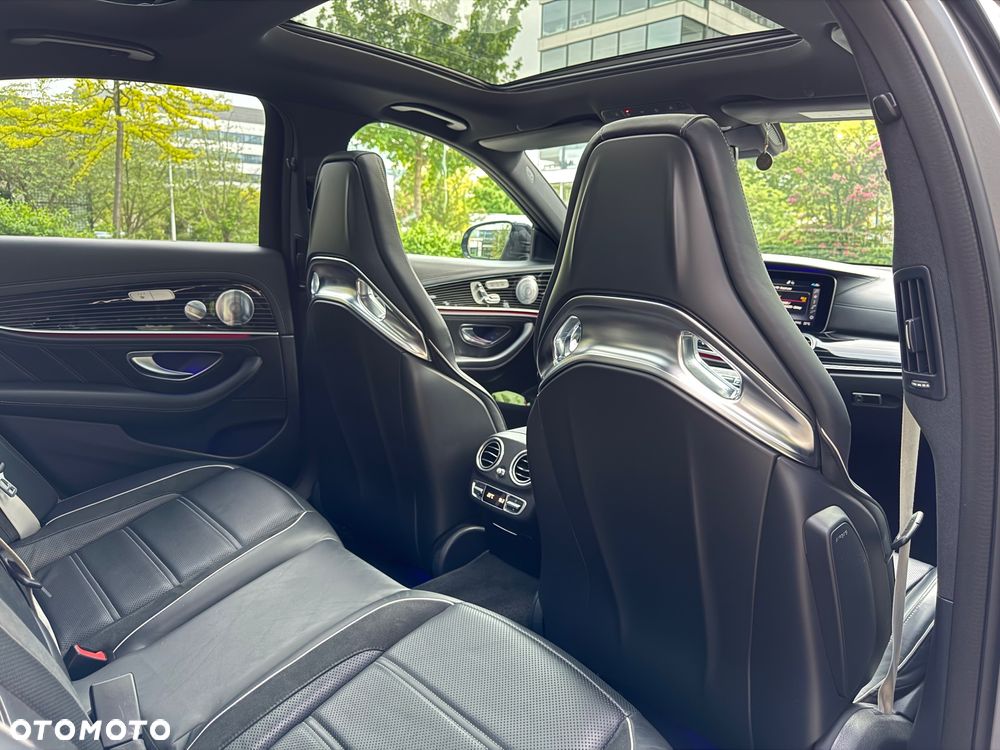 Mercedes-Benz Klasa E - 20