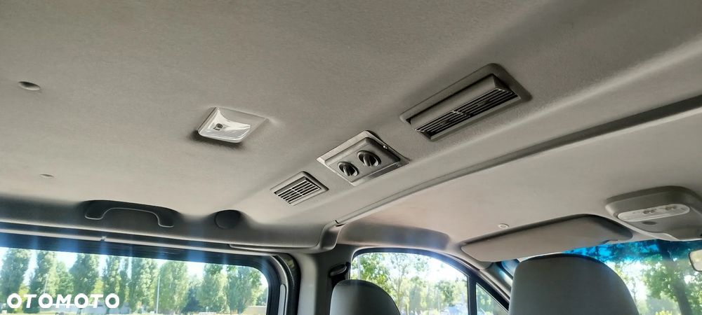Opel Vivaro - 16
