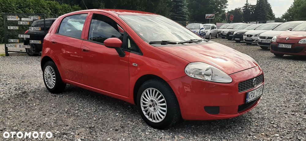 Fiat Grande Punto - 10