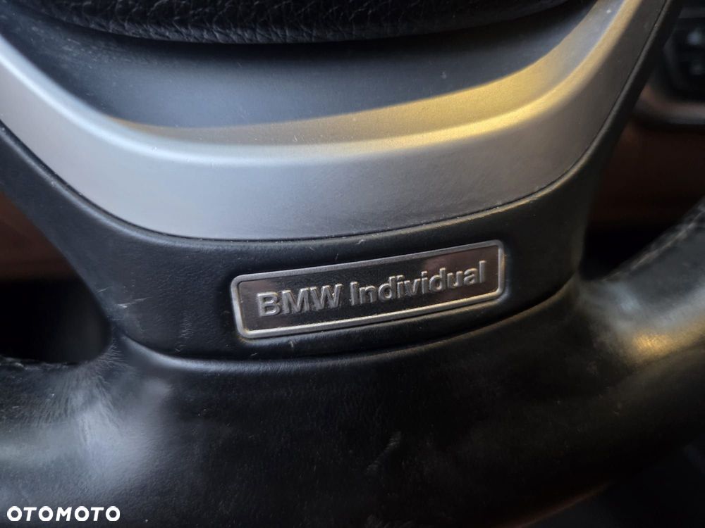BMW Seria 3 320d xDrive Luxury Line - 13