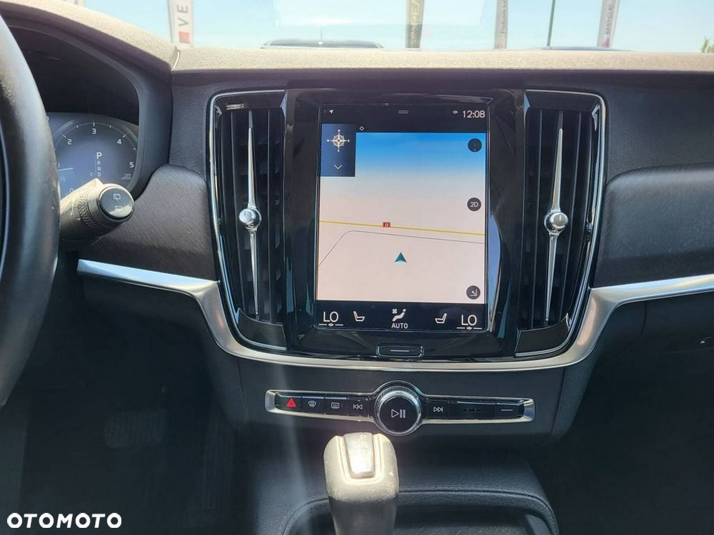 Volvo V90 - 19