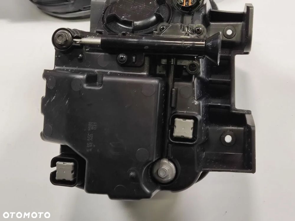 HYUNDAI KONA EV19-20r Lampa Przód Prawy I Lewy - 7