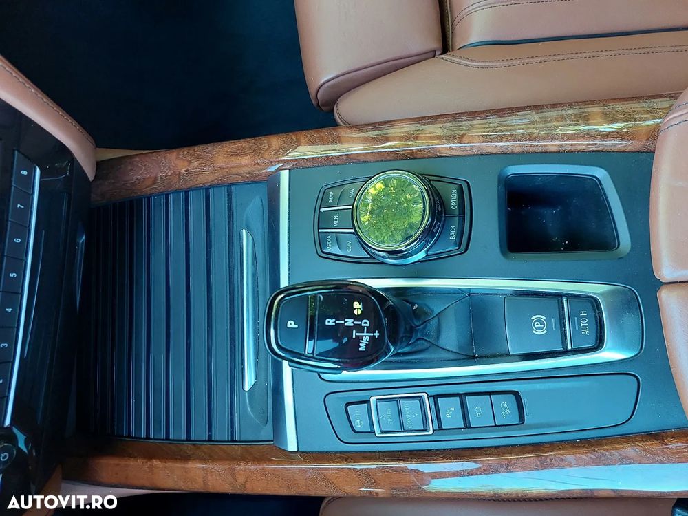 BMW X5 xDrive40d - 12