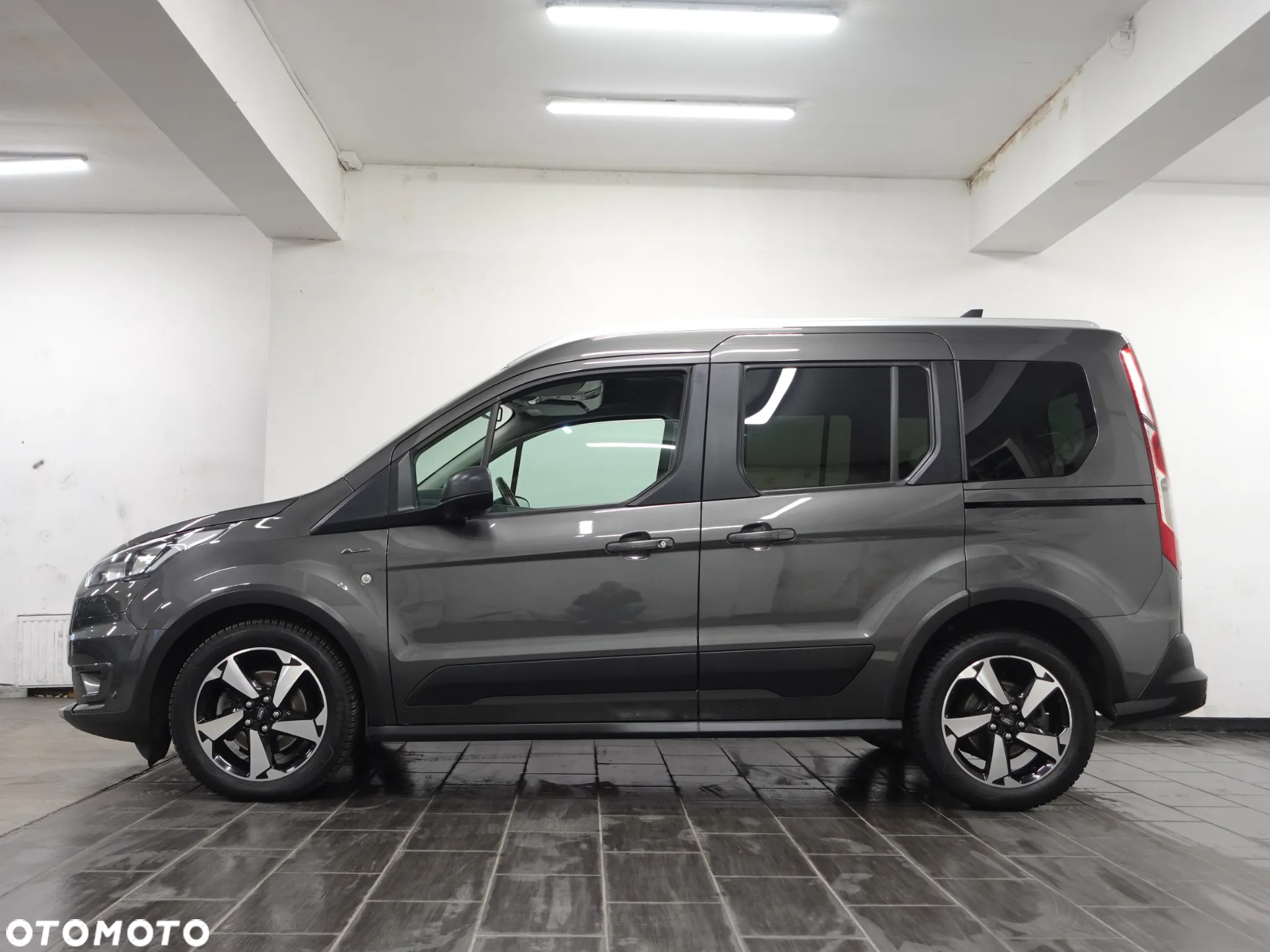 Ford Tourneo Connect 1.5 EcoBlue Start-Stop Active - 5