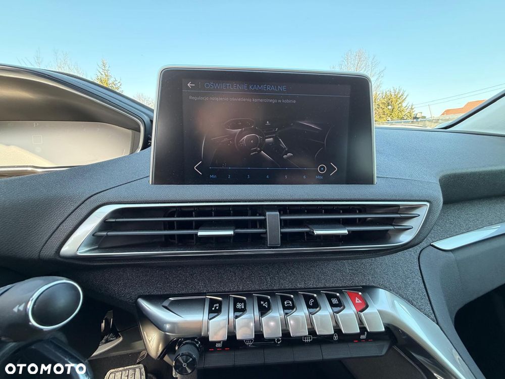 Peugeot 3008 BlueHDi 130 Stop & Start EAT8 Allure - 33