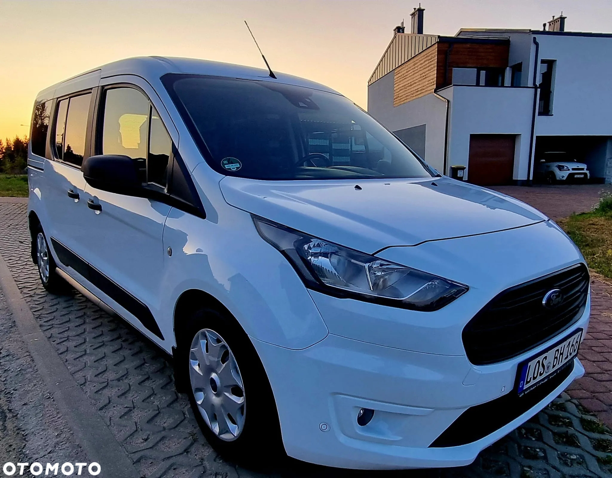 Ford Transit Connect 240 L2 Autm Trend - 3