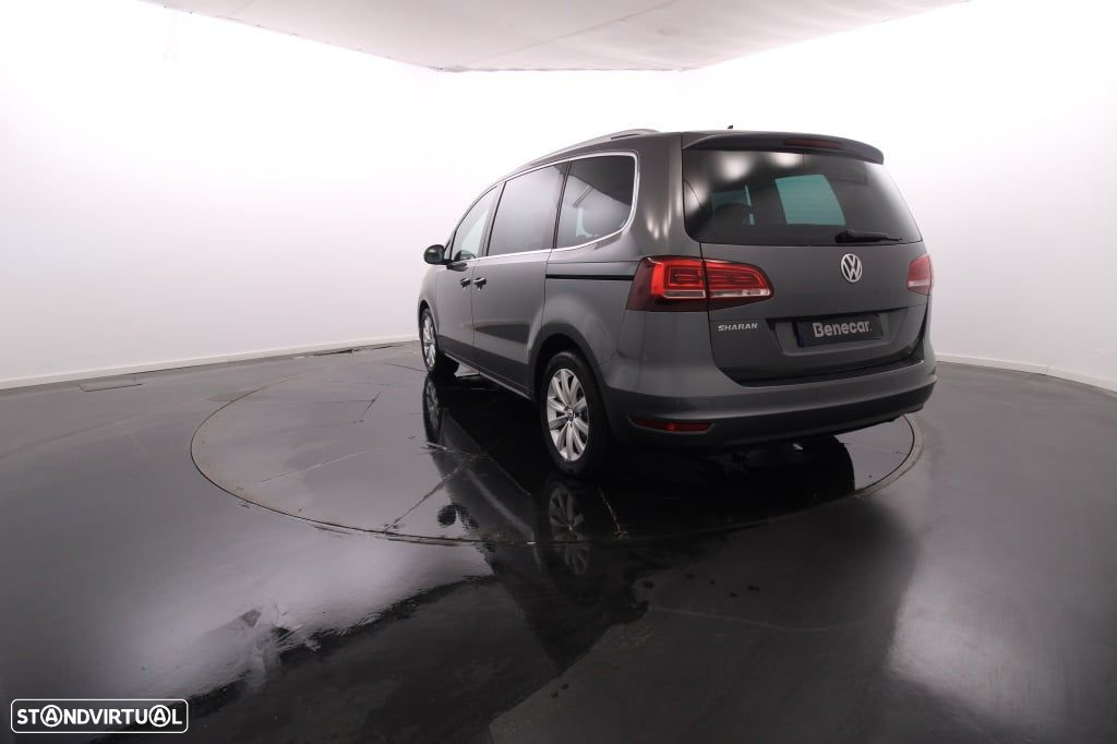 VW Sharan 2.0 TDI Blue Highline DSG - 5