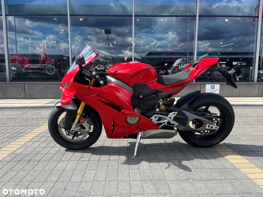 Ducati Panigale V4S - 4