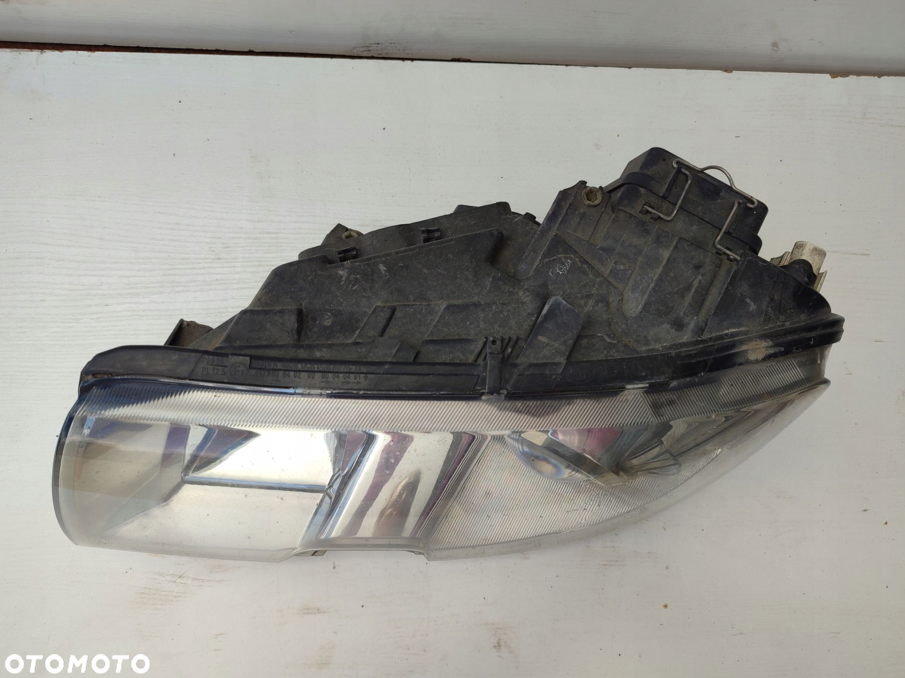 Lampa lewy przód XENON SKODA SUPERB I LIFT EUROPA - 2
